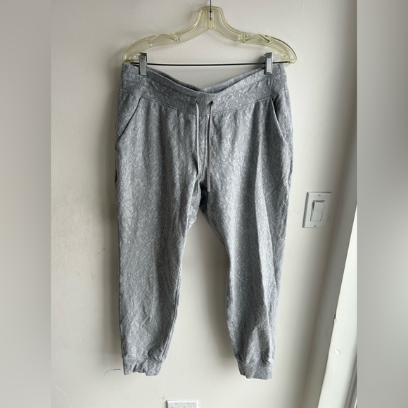 Lululemon Ready to Rulu Jogger 29" women’s size 12 great condition! - Picture 4 of 7